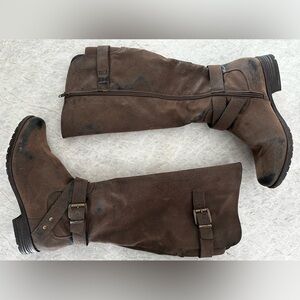 Women’s Knee Boots size 9.5